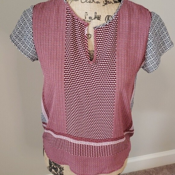 EUC New Ann Taylor Factory mixed print top - Picture 1 of 4